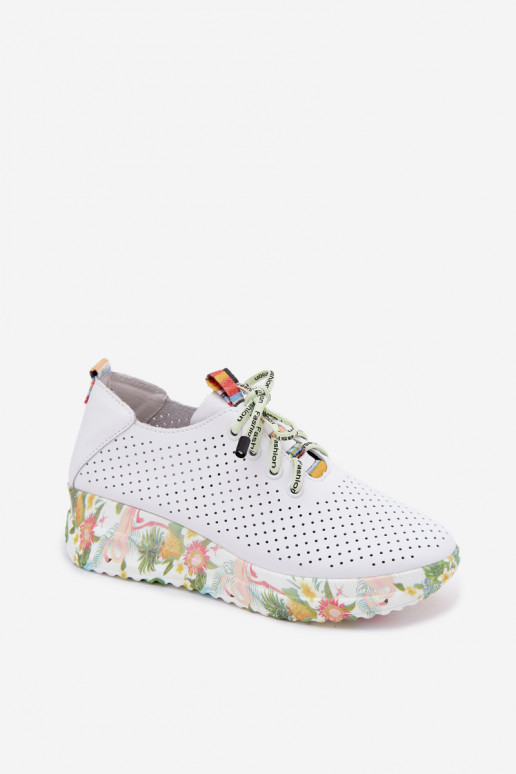 Peau chaussures avec une plateforme Artiker 58C0598 couleur blanche