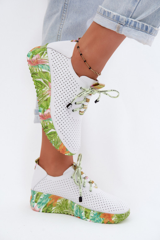 Peau chaussures avec une plateforme Artiker 58C0600 Blanc-couleur verte