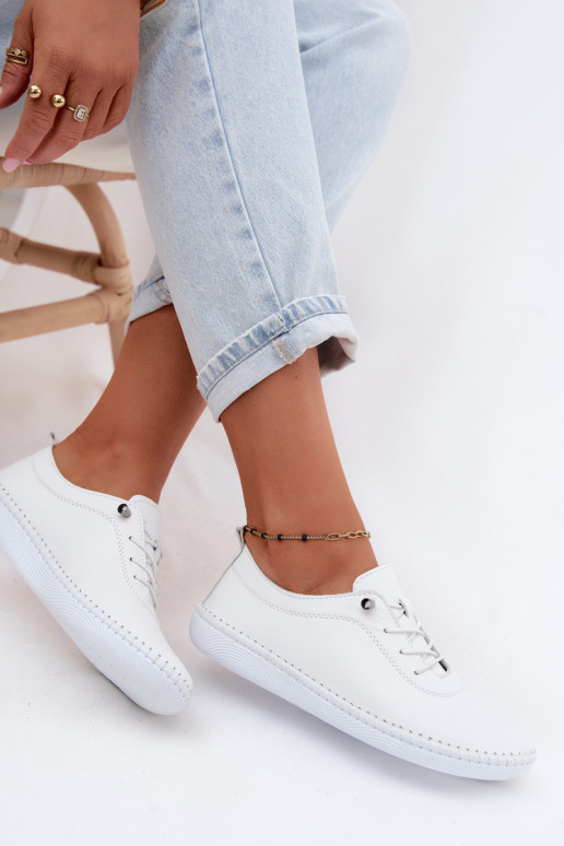 Chaussures en cuir pour femmes de couleur blanche Artiker 58C3069