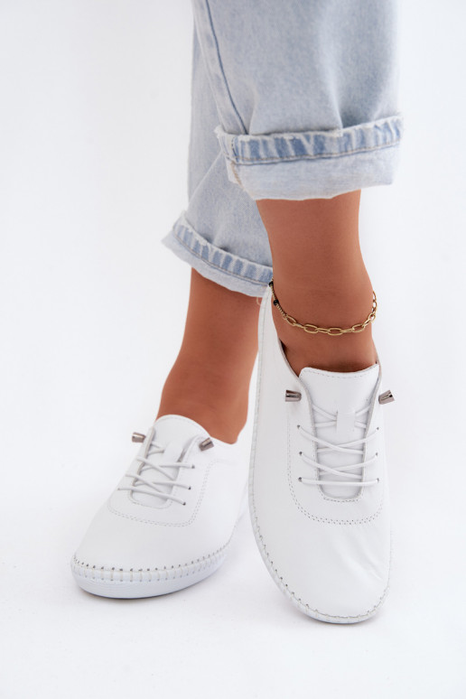Chaussures en cuir pour femmes de couleur blanche Artiker 58C3069