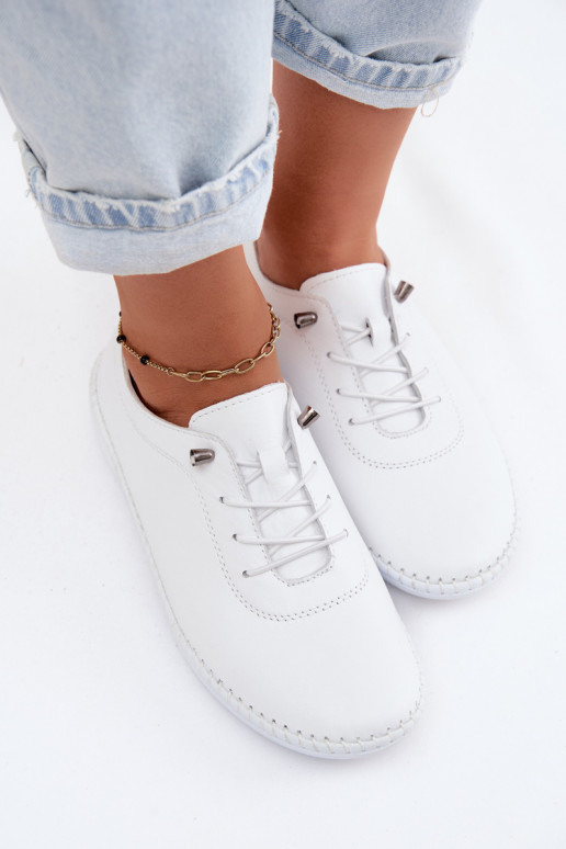 Chaussures en cuir pour femmes de couleur blanche Artiker 58C3069
