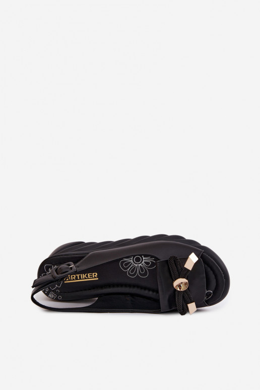 Sandales pour femmes Féminin avec une plateforme avec des ornements Artiker 58C0055 couleur noire