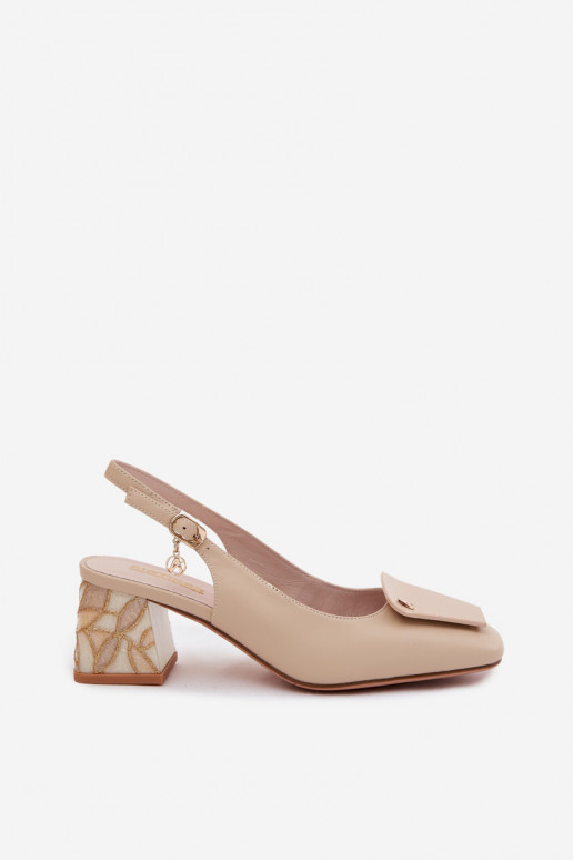 Chaussures en cuir à talons et ornements Artiker 58C0672 couleur sable