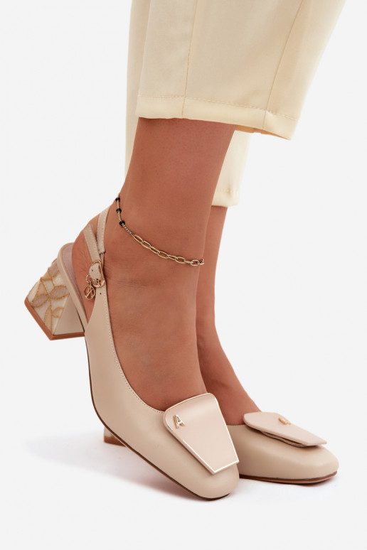 Peau Chaussures avec des talons avec des ornements Artiker 58C0672 beige