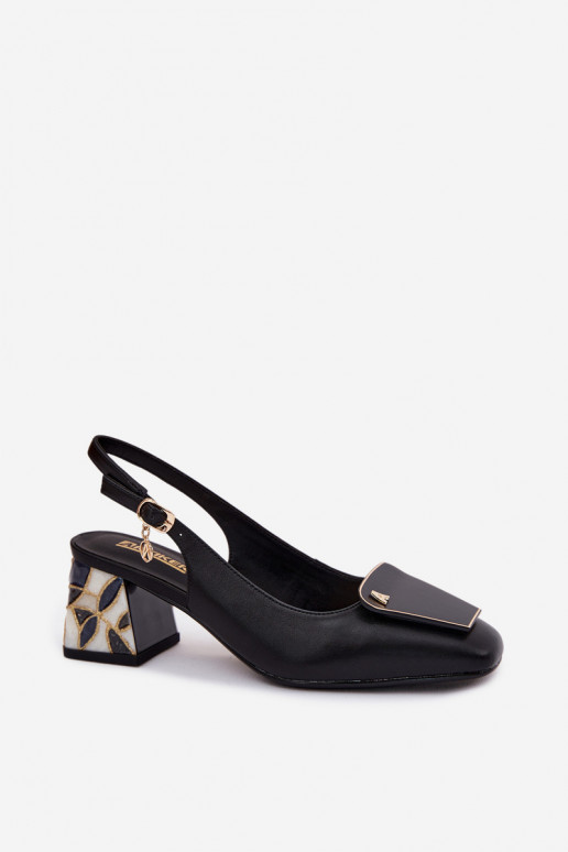 Chaussures en cuir à talons et ornements Artiker 58C0674 couleur noire