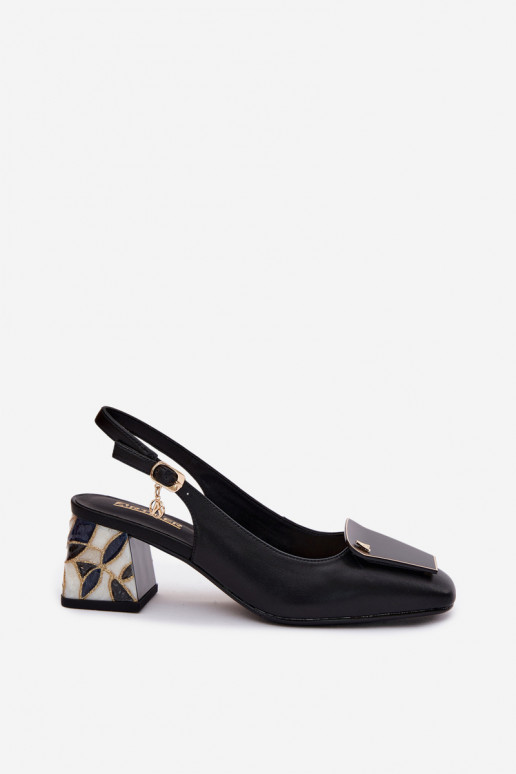 Chaussures en cuir à talons et ornements Artiker 58C0674 couleur noire