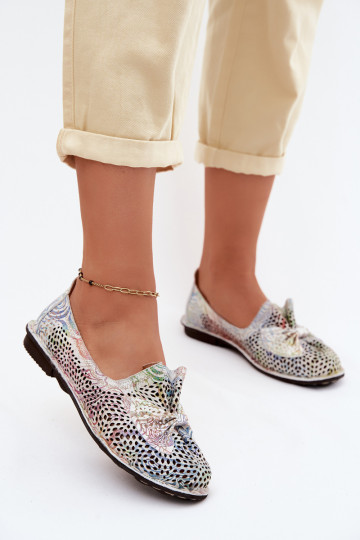 Peau avec des éléments ajourés chaussures Ballerines avec des rubans Artiker 58C3481 Couleurs différentes