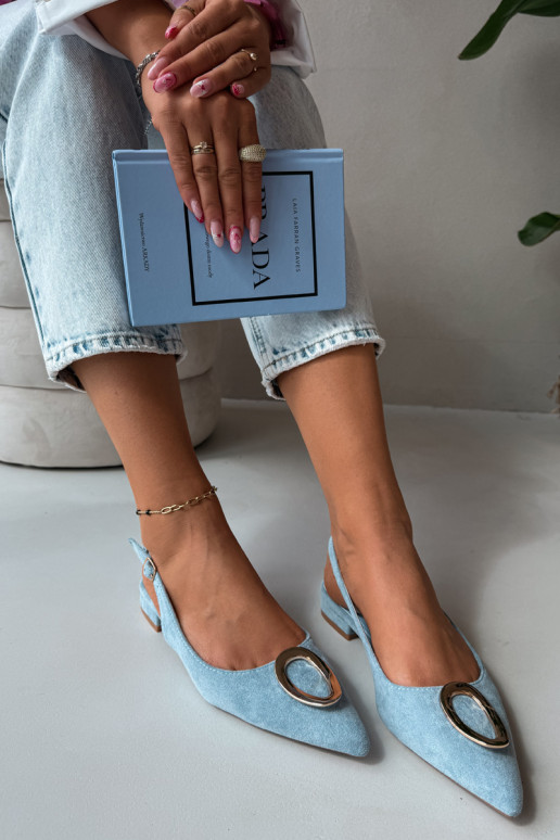 Sandales pour femmes avec un talon large et des ornements de couleur bleue par Sparkle