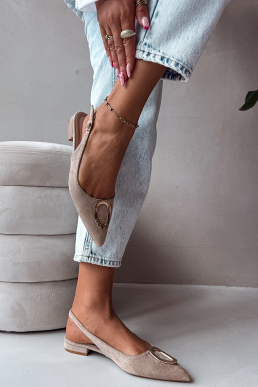 Sandales pour femmes avec un talon large et des ornements couleur sable par Sparkle