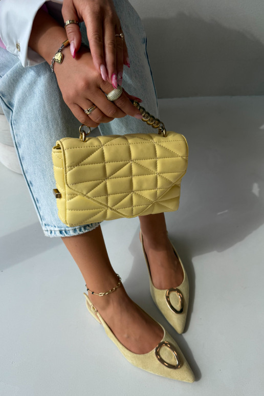 Sandales pour femmes avec un talon large et des ornements de couleur jaune par Sparkle