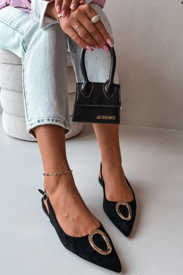 Sandales pour femmes avec un talon large et des ornements de couleur noire par Sparkle