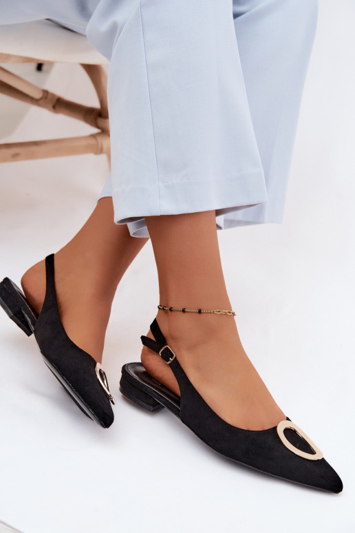 Sandales pour femmes avec un talon large et des ornements de couleur noire par Sparkle