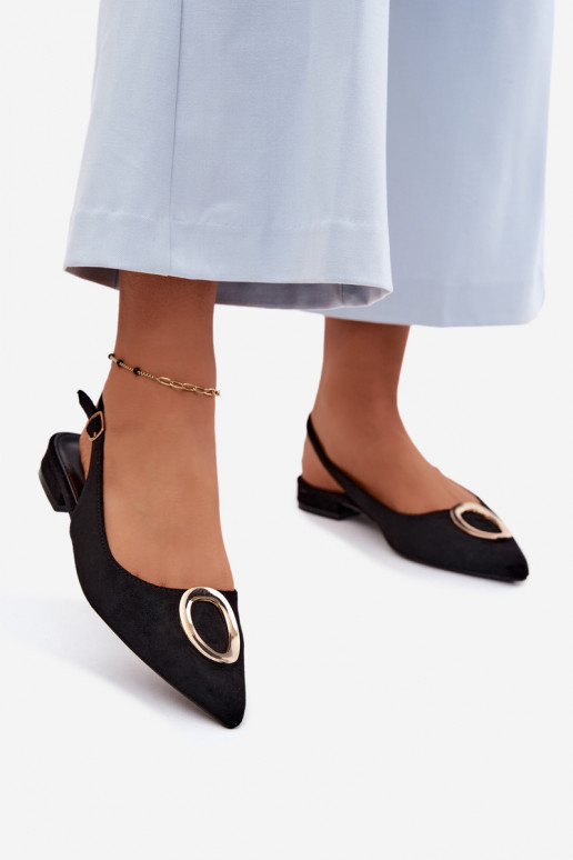 Sandales pour femmes avec un talon large et des ornements de couleur noire par Sparkle