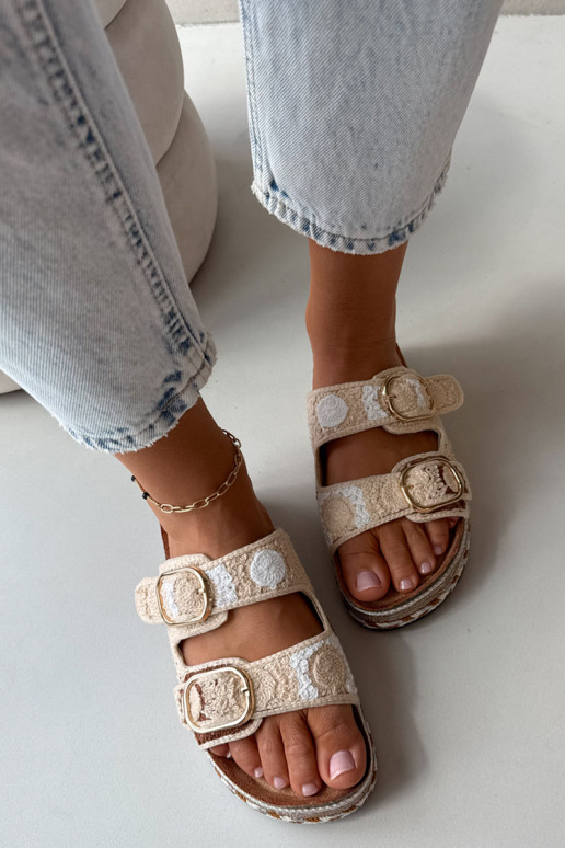 Chaussons crochetés Glimma avec plateforme et boucles couleur sable