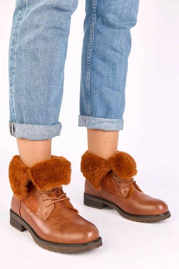 Bottines brunes avec lacets et fourrure Joyca