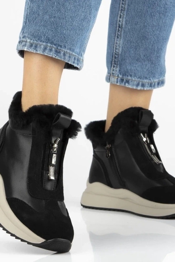Bottines noires en cuir naturel avec fourrure Dorie