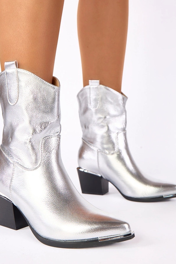 Bottes de cowboy argentées à talon bloc Rosemary