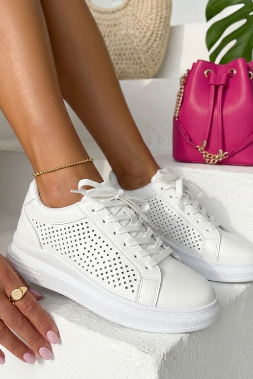 Baskets blanches perforées Sophia