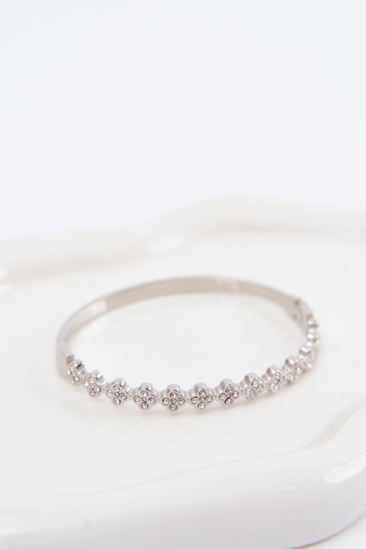 Bracelet argenté pour femme avec des pierres scintillantes