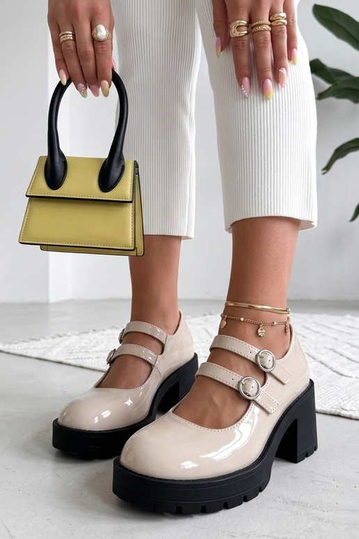 Sandales à talon en cuir verni sable Mia