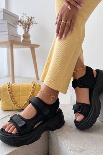Sandales noires chunky Abigail