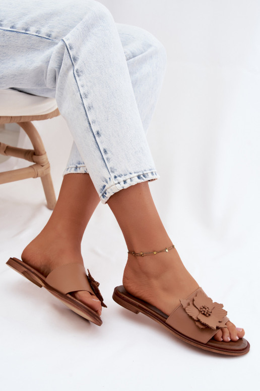 Chaussons en cuir pour femmes avec ornements Zazoo 40477 couleur cappuccino