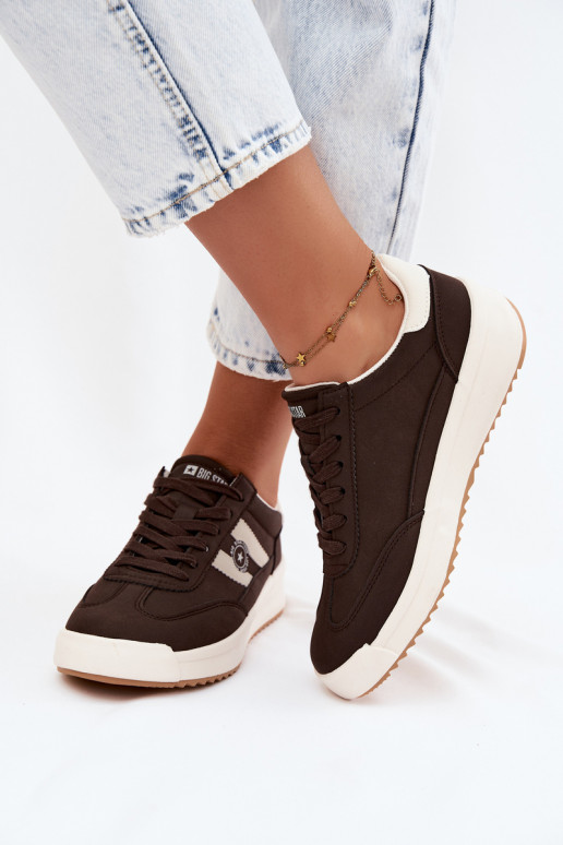 Chaussures de sport pour femmes Big Star UU274024 en couleur chocolat
