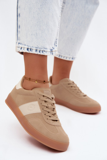 Baskets pour femmes en daim synthétique Big Star UU274009 en couleur sable 2