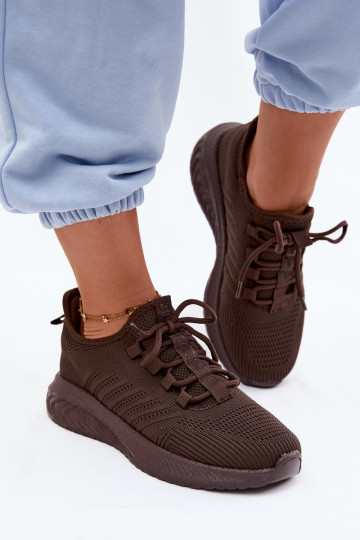 Chaussures de sport à enfiler pour femmes Big Star UU274055 en couleur chocolat