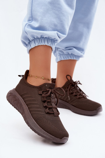 Chaussures de sport à enfiler pour femmes Big Star UU274055 en couleur chocolat 2