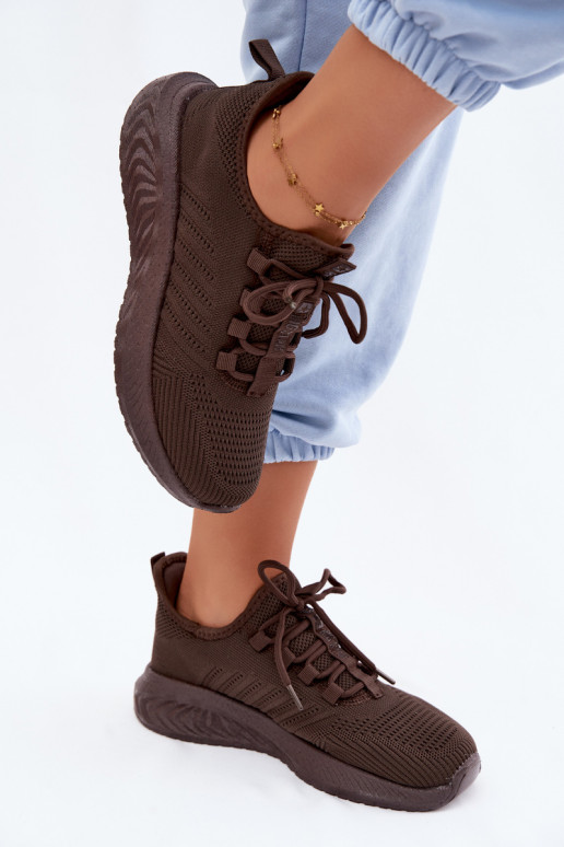 Chaussures de sport à enfiler pour femmes Big Star UU274055 en couleur chocolat