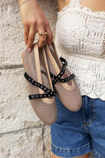 Ballerines en mesh avec brides en couleur sable Salliroe