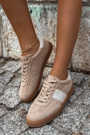 Baskets pour femmes en daim synthétique Big Star UU274009 en couleur sable
