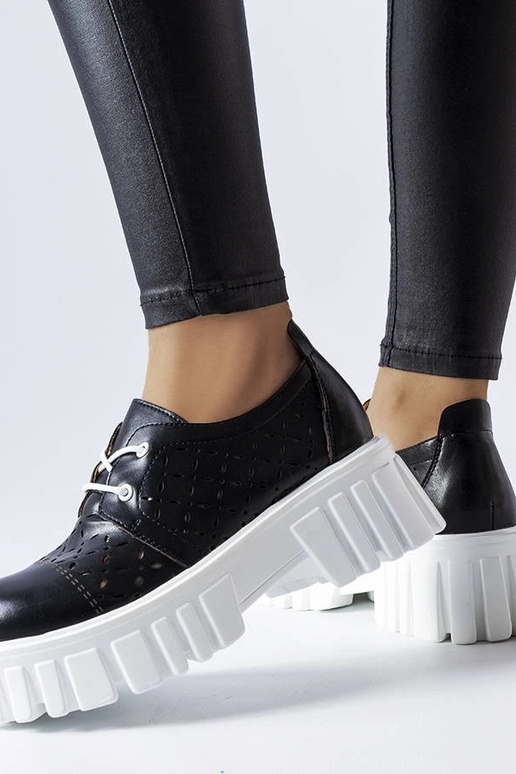 Mocassins chunky perforés noirs Camus