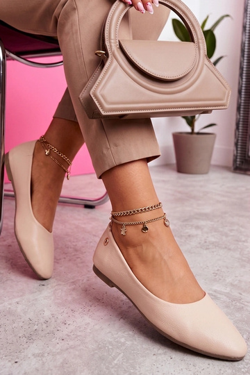 Ballerines beiges avec semelle intérieure douce Corra 2