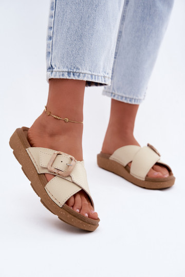 Pantoufles beiges en cuir pour femmes avec boucles Inblu ED0003IU