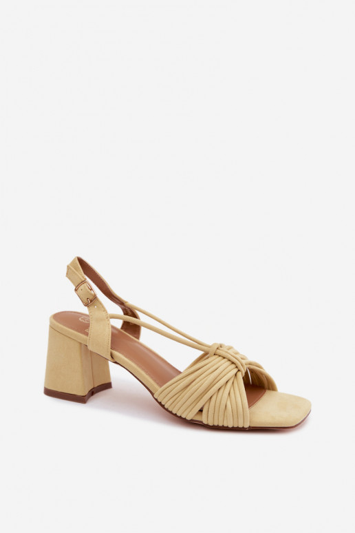Sandales pour femmes avec brides et talons en jaune Taffina