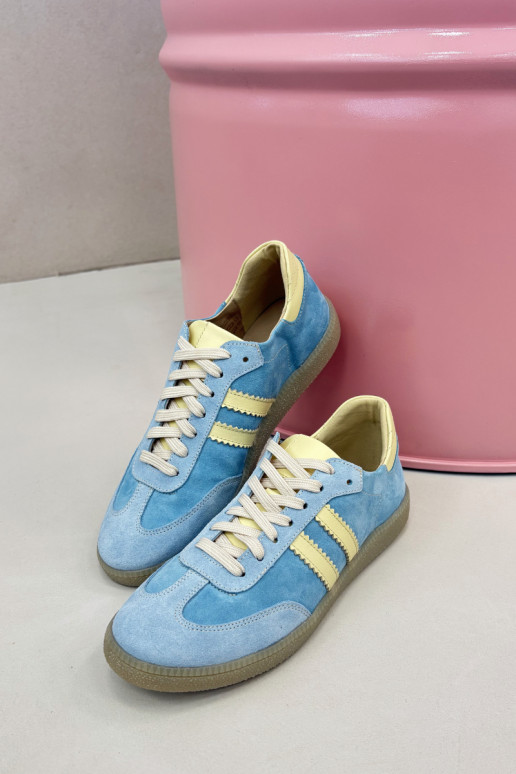 Baskets en daim bleu clair Zazoo N1068