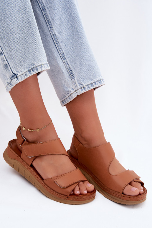 Sandales brunes pour femmes avec plateforme et fermetures adhésives