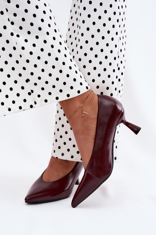 Chaussures pointues avec talons bordeaux Silenta