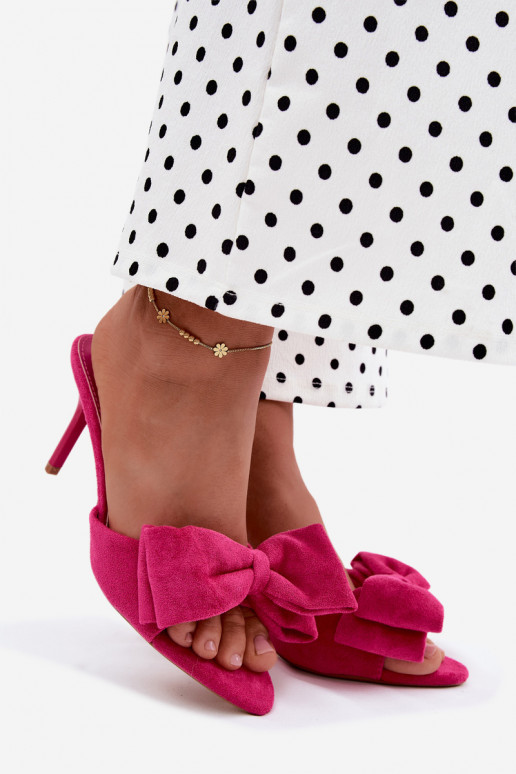 Chaussons pour femmes avec talons fins et nœuds en daim synthétique rose Tai turignolia