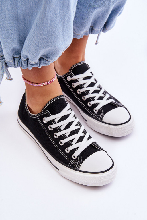 Baskets basses classiques pour femmes en noir Vegas