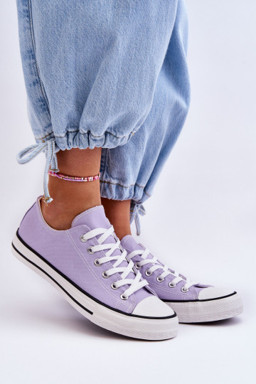 Baskets basses classiques pour femmes en violet Vegas