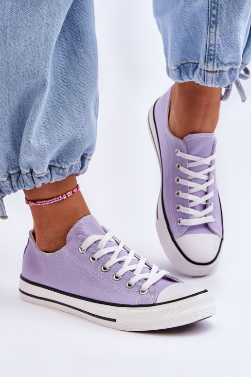 Baskets basses classiques pour femmes en violet Vegas