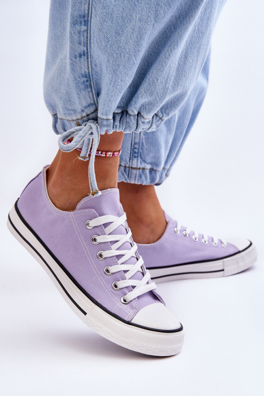 Baskets basses classiques pour femmes en violet Vegas