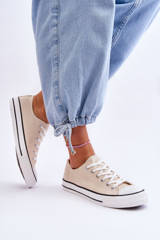 Baskets basses classiques pour femmes en ivoire Vegas