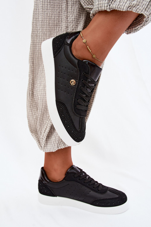Chaussures modèle baskets Féminin Avec décoration couleur noire Soothe