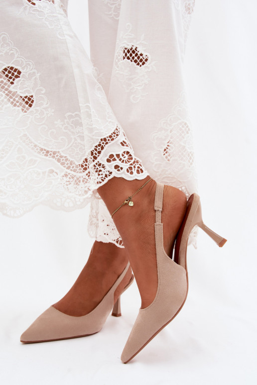 Sandales pour femmes avec des talons finsImitacji en daimu beige Saria