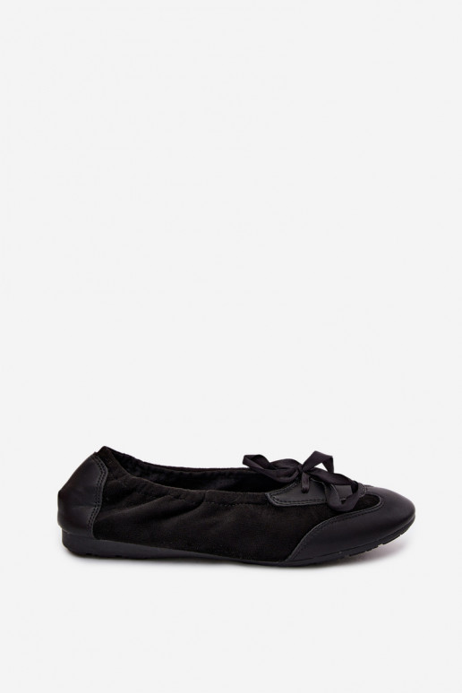 Ballerines sportives noires avec détails élégants Peonia