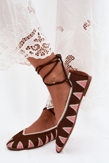 Ballerines au crochet avec détails élégants en marron foncé Astera 2